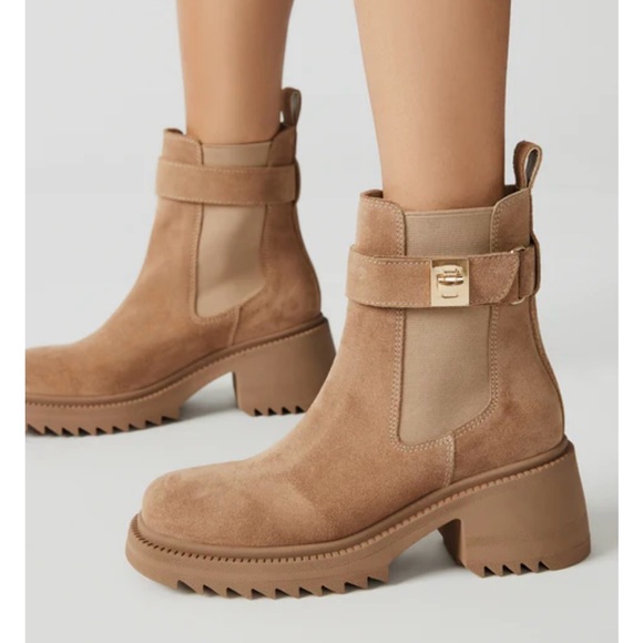 Steve Madden Gates Boots - Picture 5 of 6